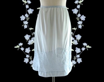 60s Vintage Pale Blue Nylon Slip Skirt Size M | Heart Appliques & Lace Half Slip