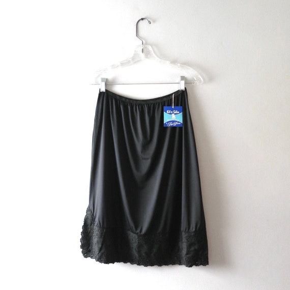 1950s Black Tricot Nylon Half Slip L NOS