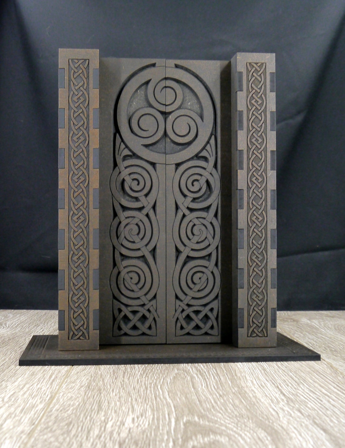 Norse altar // Valgrind // Valhalla gates // Wiccan altar // Etsy