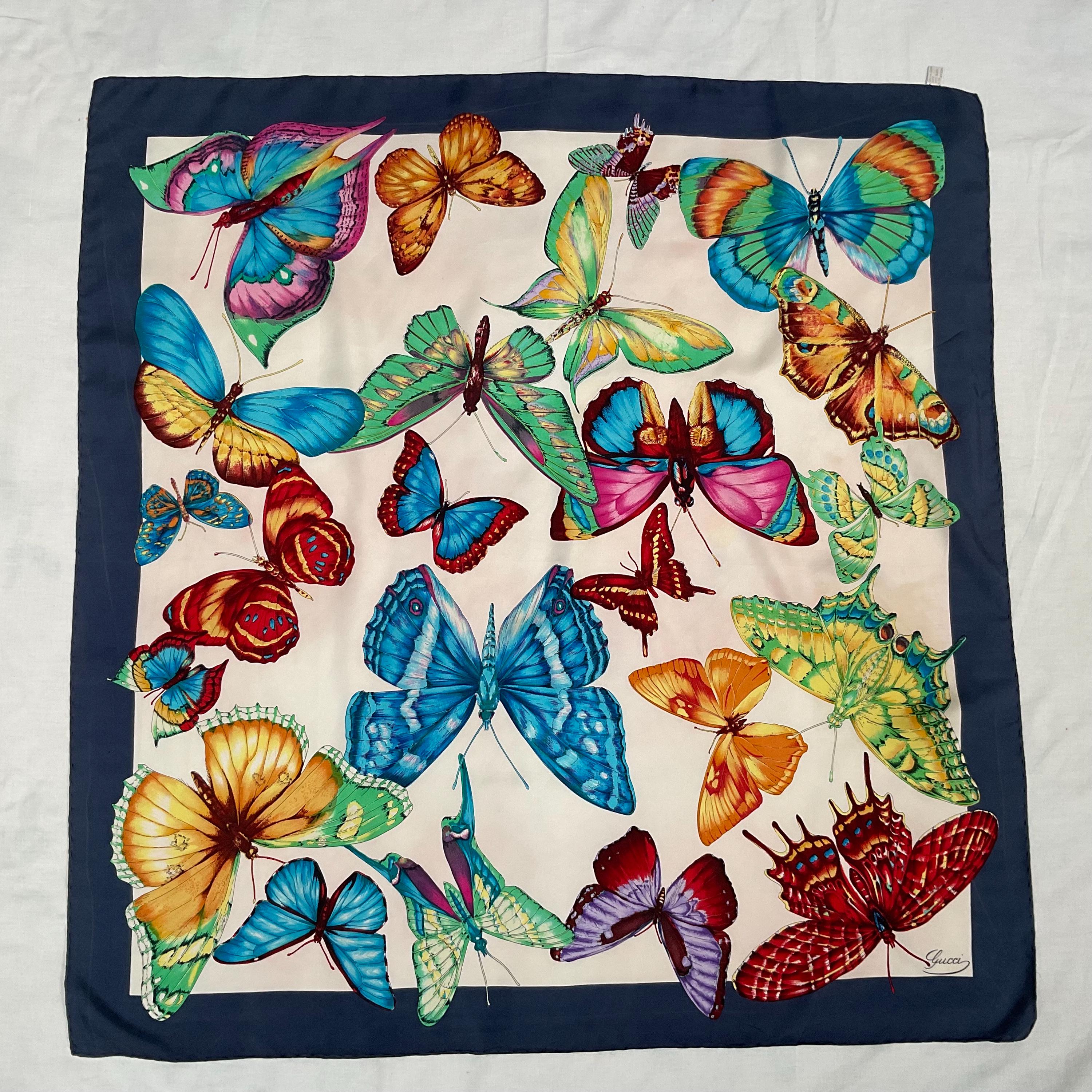 GUCCI ヴィンテージ スカーフ 蝶々 バタフライ 総柄 65cm 春 Gucci Scarf Butterfly - Etsy