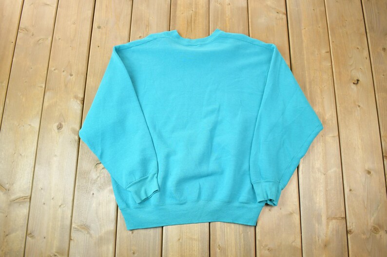Vintage 1990s Wildwood Golf Course Charles City Crewneck Sweatshirt / 90s Crewneck / Souvenir Sweater / Streetwear / Travel And Vacation image 2