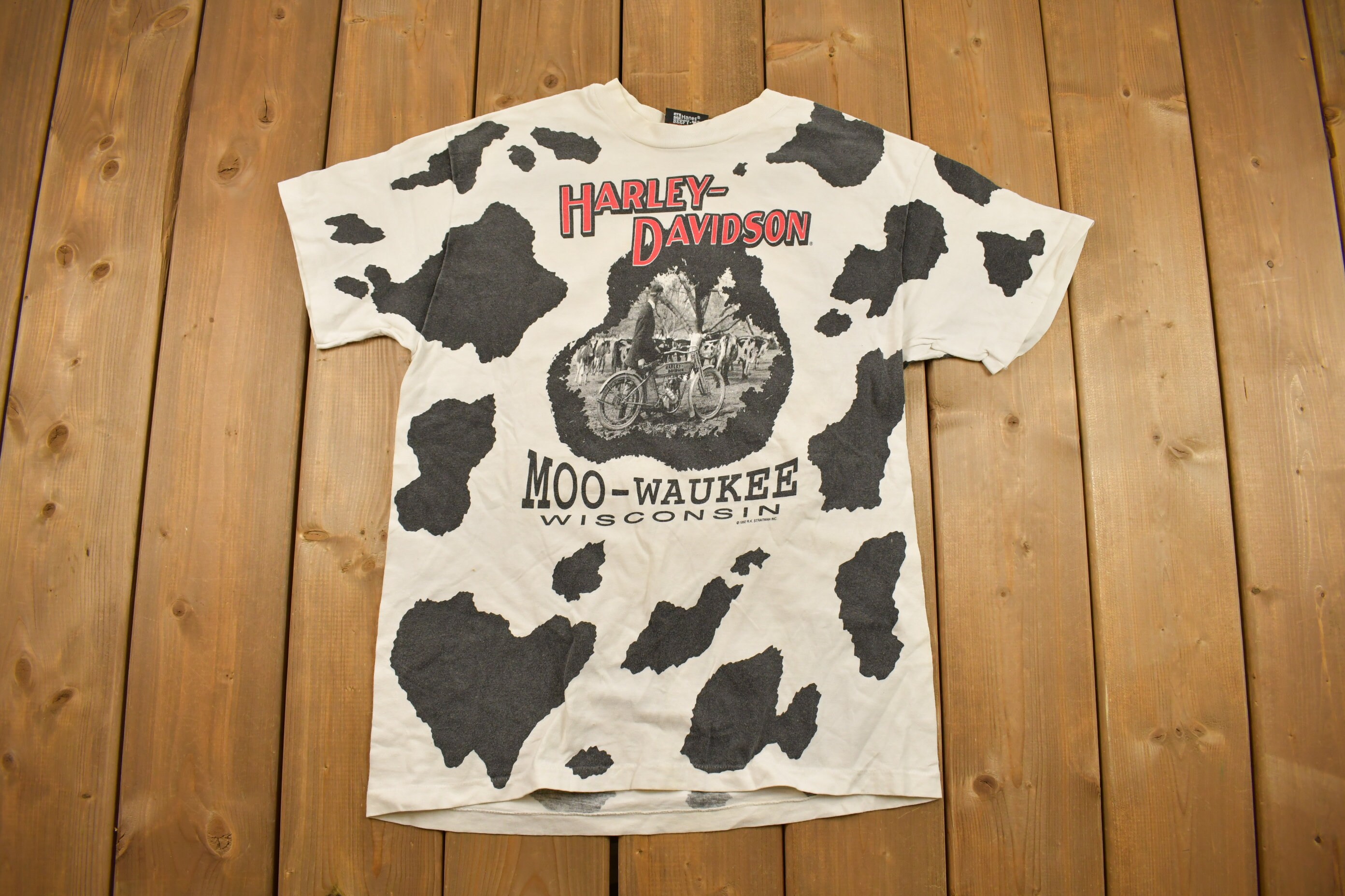 Vintage 1990s Moo-waukee Cow Print Harley Davidson T-shirt / AOP 