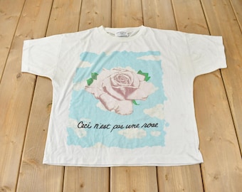 Vintage 1990s Single Stitch French Flower Graphic T-Shirt