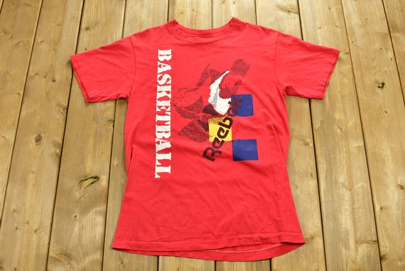Vintage 1990s Reebok Basketball Graphic T-Shirt /… - image 1