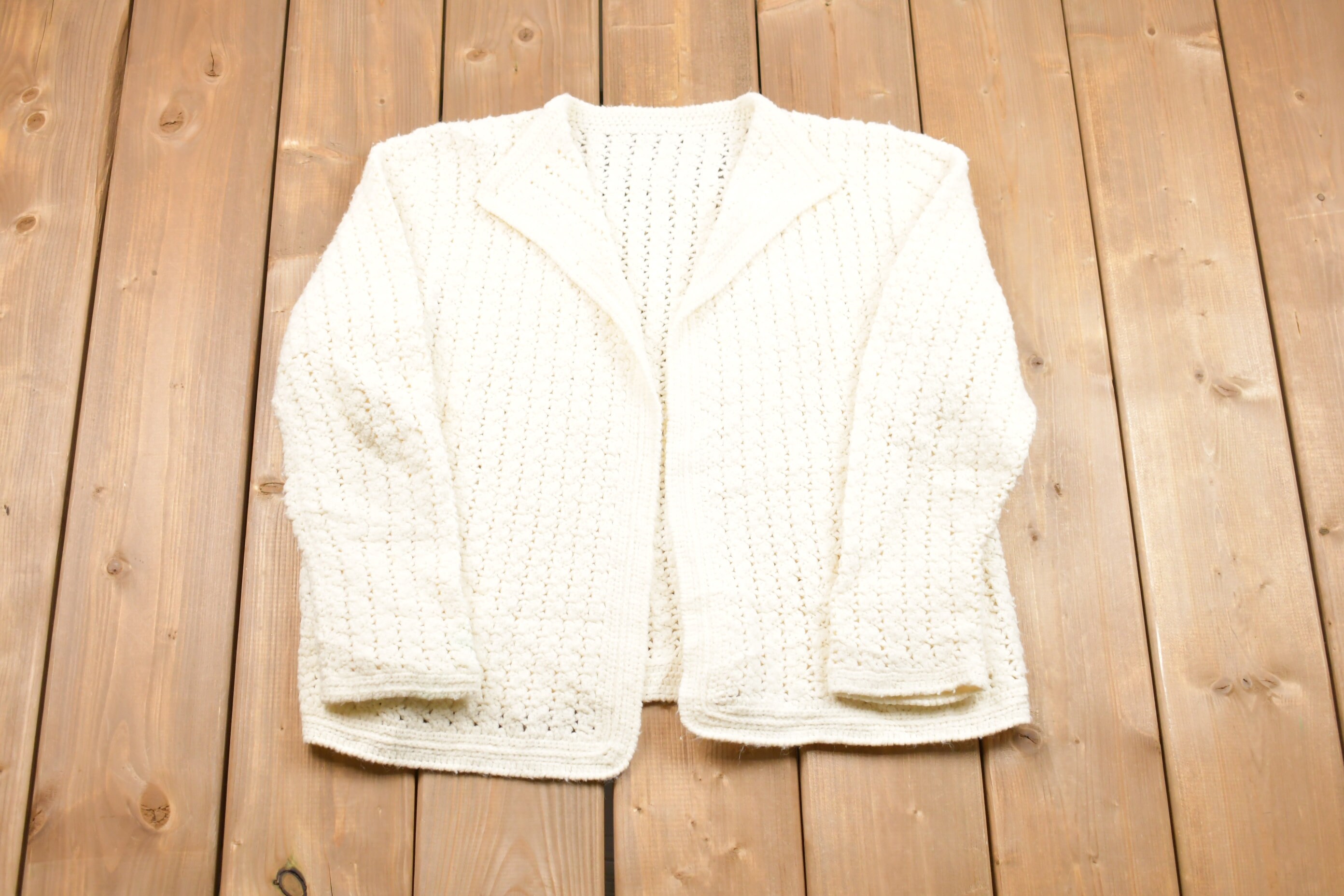 Vintage 1990s Hand Knit Cardigan Sweater / American Vintage 