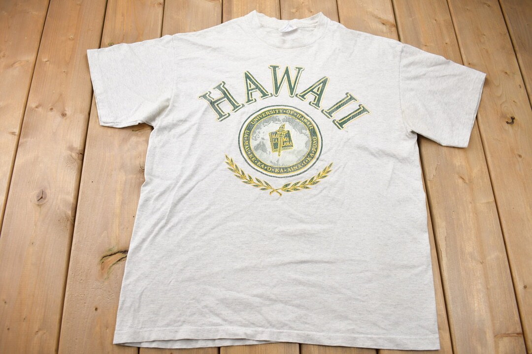 Vintage 1990s University of Hawaii Souvenir T Shirt
