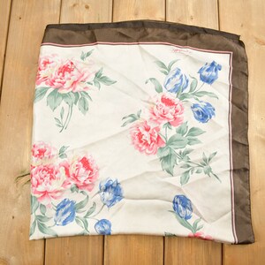 Vintage 1980s Sunkyung Sa Japanese Floral Scarf / Vintage Accessory / Vintage Scarves / All Over Pattern / Square Scarf image 2