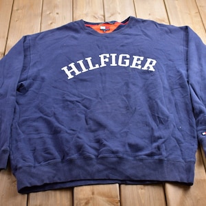 Vintage 1990s Tommy Hilfiger Graphic Crewneck Sweatshirt / 90s Crewneck / Tommy Hilfiger / Essential / Streetwear / Tommy Hilfiger Vintage