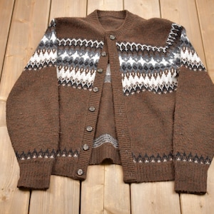 Vintage 1980s Wool Knitted Sweater / Vintage 80s Wool Cardigan / Pattern Sweater / Outdoor / Hand Knit / Aztec Print / 80s Cardigan