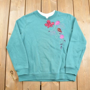 Vintage 1990s Floral Crewneck Sweatshirt / 90s Crewneck / Streetwear / Embroidered / Brreckenbridge