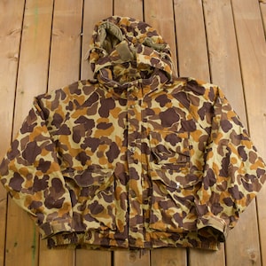 Vintage 1990s Game Hide Camouflage Hunting Jacket / Sportswear / 90s Jacket / Streetwear / Hunting / Vintage Zip Up