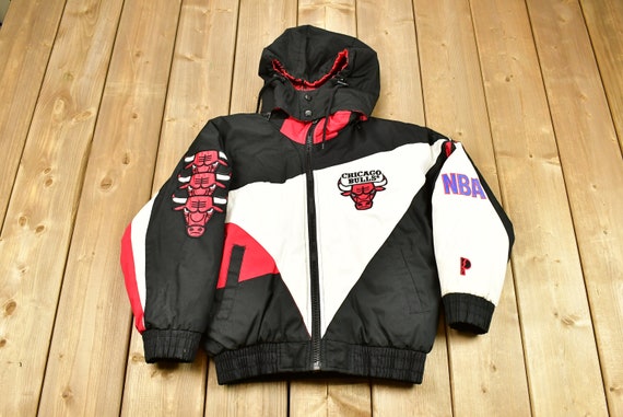 Vintage 1990s Chicago Bulls NBA Pro 