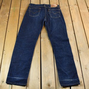 Jeans Levis 501 Dark Wash Vintage dos anos 2000, tamanho 34 x 32 / Fabricado nos EUA / Vintage americano / Roupa de trabalho / Moda de rua / Calça vintage