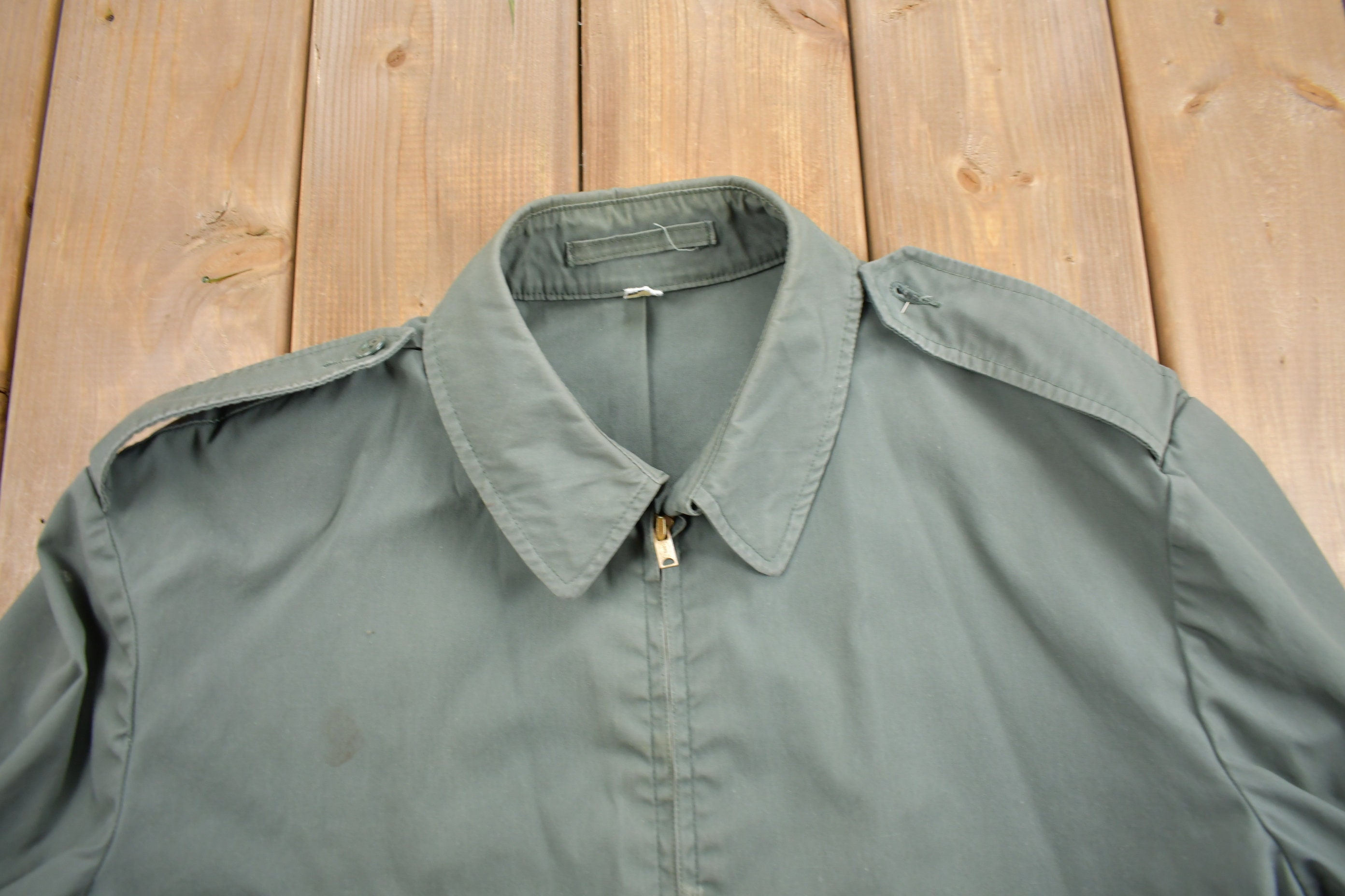 Vintage 1960s AG-274 Military Green Water Repellent Jacket Vintage 1960s AG-274 Military Green Water Repellent Jacket
