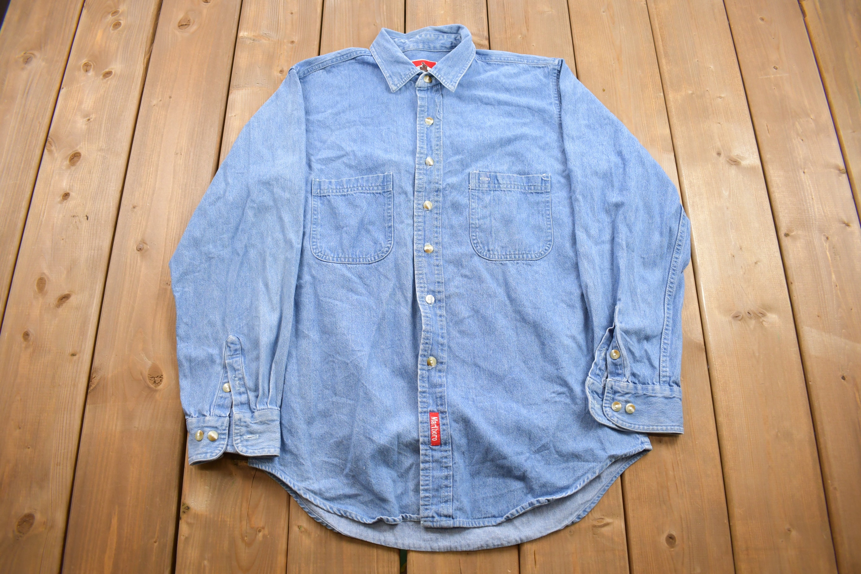 Vintage 1990s Marlboro Made in USA Button Up Shirt / 1990's Button Up / Vintage Denim Shirt / Casual Wear / Jean Shirt / Pattern Button Up 公式正規店 Supreme Denim Shirt 18SS シャツ