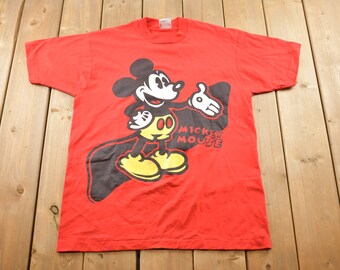Vintage 1990s Mickey & Co Mickey Mouse Graphic Cartoon T-Shirt / 90s Graphic Tee / Vintage Disney / Single Stitch / 90s Disney / 90s Mickey