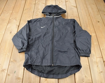 NIKE ACG スノーウェア　アウター　ウィンドブレーカー Amazon.co.jp: NIKE ナイキ ACG Windproof Cinder ウィンド