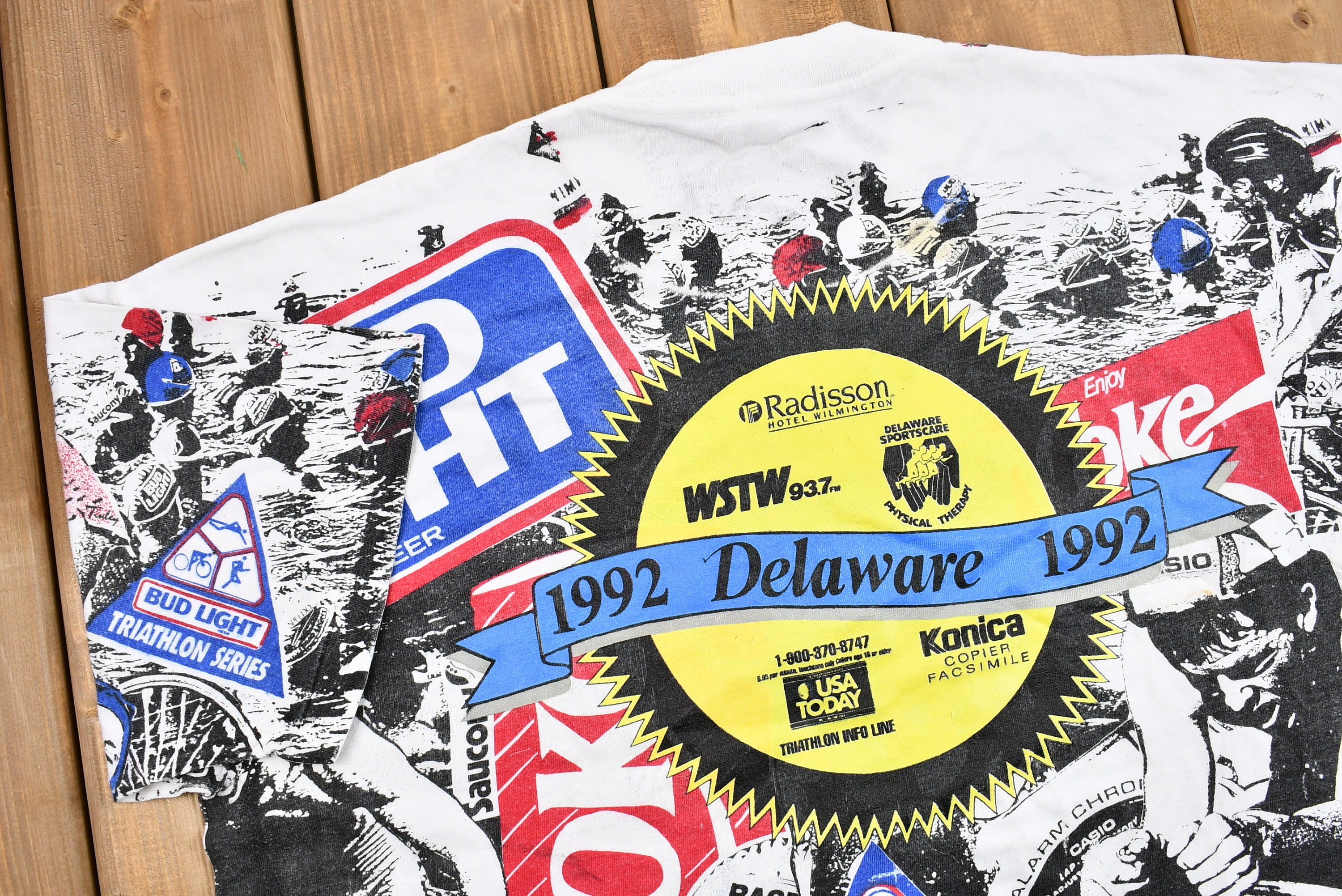 Bud Light 1992年 Tシャツ コカコーラ　総柄 Bud Light 1992年 Tシャツ コカコーラ 総柄 Bud Light 1992年 T