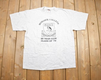 Vintage 1990s Mohawk College Collegiate T-Shirt / Canadian Tee / 25 Year Club / Sportswear/ Tultex