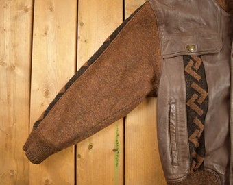 ジャケット・アウター 90s vintage suede Leather tracker jacket MenVintage 90s Leather Jacket Suede ￼ Soft Shell Zip Up