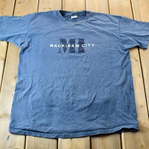 Vintage 1990s Mackinaw City Michigan Graphic Souvenir Travel T-Shirt / Made In USA / Great Lakes Tee / American Vintage / Lake Michigan