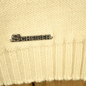 Vintage 1980s 100% Wool Sigi Schieber Knit Cardigan Sweater / Vintage Cable Knit / Button Up / Vintage Knit / Winter Sweatshirt image 4