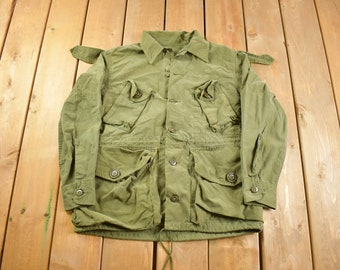 Vintage 1980s  Army Military Field Jacket / Button Up Jacket /  Army Green / Vintage Army / Militaria / Army Jacket