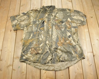 Vintage 1990s Woolrich Real Tree Forest Camo Short Sleeved Button Up Shirt