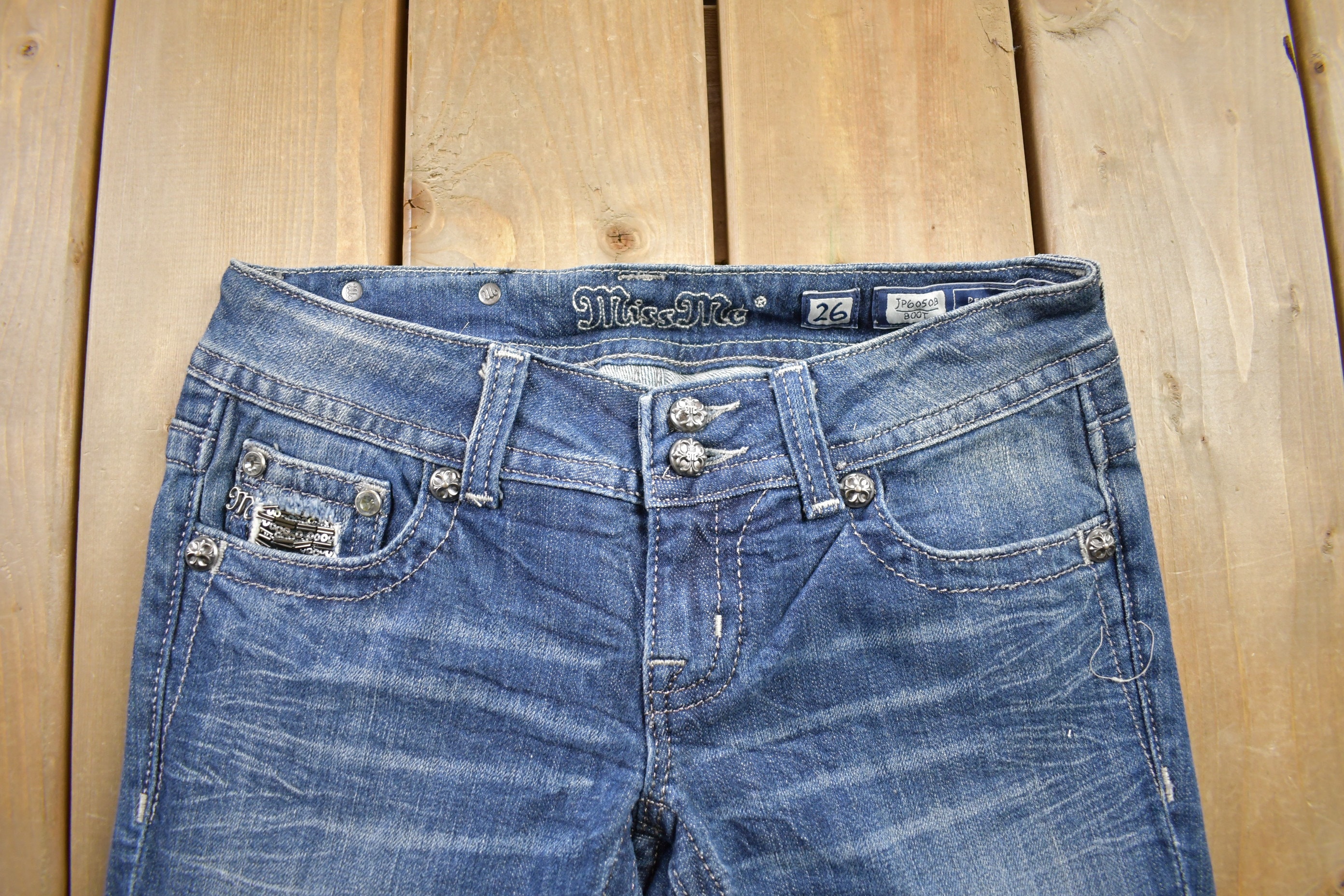Vintage Y2K Miss Me Bedazzled Low Rise Jeans Size 26x30 / Boot Cut