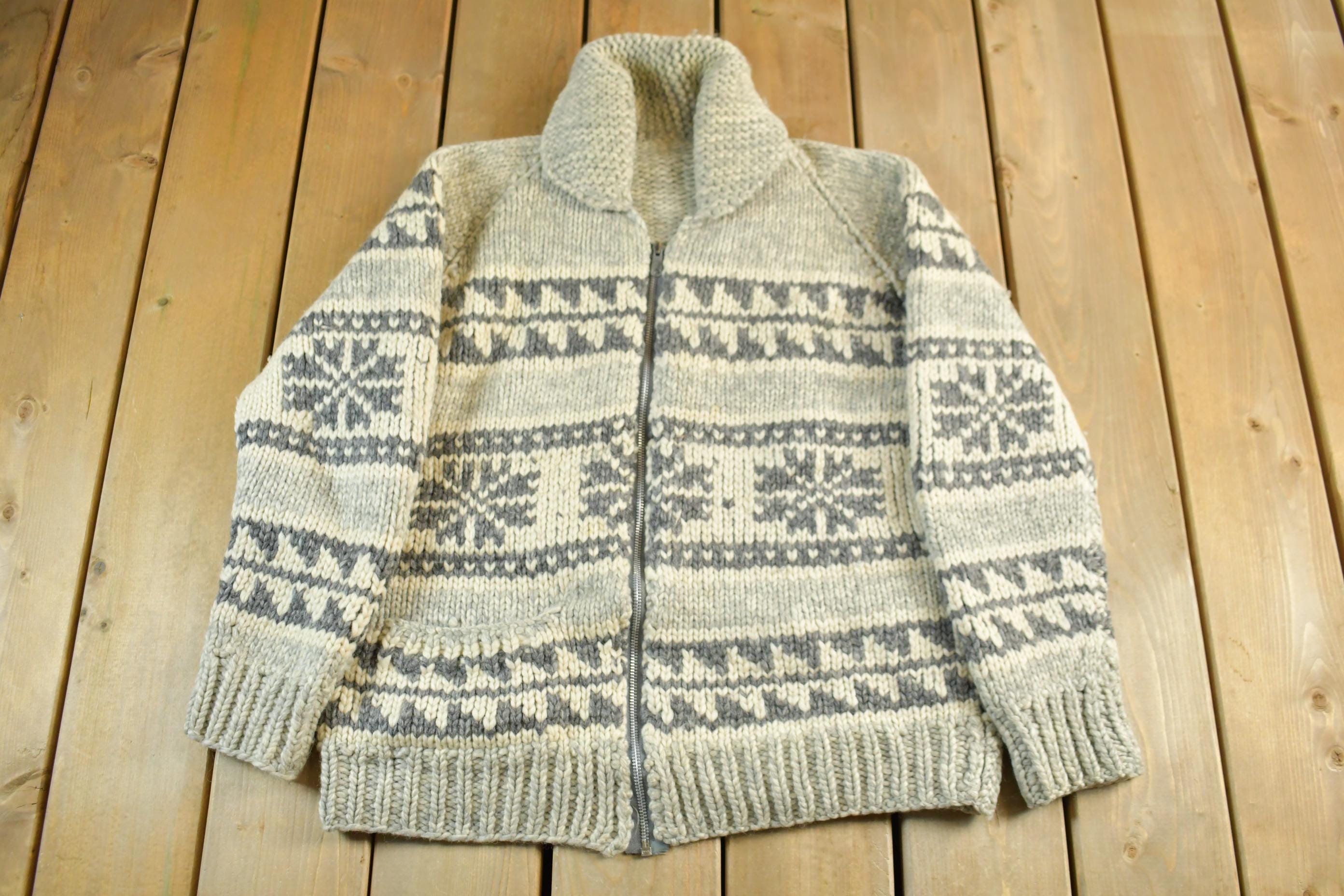 Vintage 1970s 1980s Hand-knit Cowichan Sweater Adult Medium / Wool 