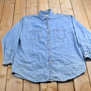 Vintage 1990s St Johns Bay Denim Button Up Shirt / 1990s Button Up / Vintage Jean Shirt / Basic Button Up / St Johns Bay Vintage / 90s Denim