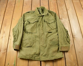 Vintage 1980s  Army Military Field Jacket / Button Up Jacket /  Army Green / Vintage Army / Militaria / Army Jacket