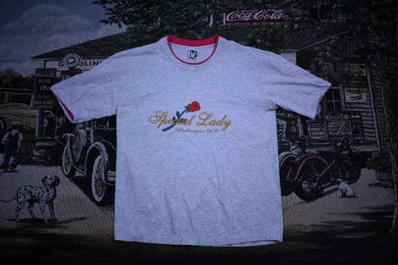 Vintage T-Shirt / Special Lady Spell Out Graphic /