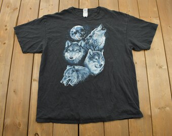 Vintage 2001 LIQUID BLUE Great Wolf Lodge T Shirt Size XL / 00s