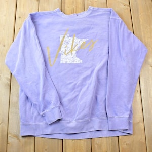 Vintage 1990s Vikes Purple Crewneck Sweatshirt / 90s Crewneck / Made In USA / Streetwear / Embroidered