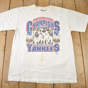 Vintage 1999 New York Yankees MLB World Champions Baseball Graphic T-Shirt