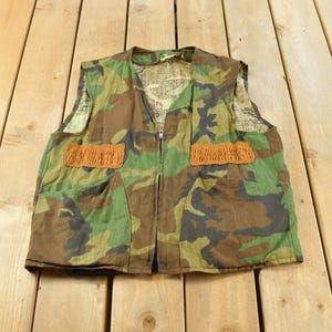 Colete de caça camuflado viking vintage dos anos 80, tamanho médio masculino / Moda urbana dos anos 80 / Roupa para atividades ao ar livre / Estilo aventureiro