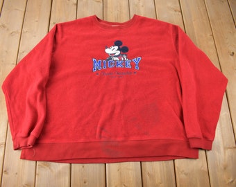 Vintage 1990s Mickey Mouse Embroidered Disney Fleece Crewneck