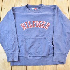 Vintage 1990s Tommy Hilfiger Fleece Letter Crewneck Sweatshirt / 90s Crewneck / Made In USA / Streetwear / Embroidered Tommy