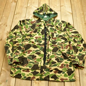 Vintage 1980s Duck Camouflaged Hunting Jacket / All Over Print / Vintage Hunting Gear Gear / Duck Camo / Streetwear / Corduroy