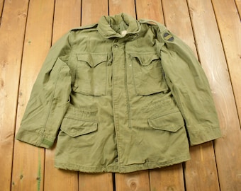 Vintage 1980s  Army Military Field Jacket / Button Up Jacket /  Army Green / Vintage Army / Militaria / Army Jacket