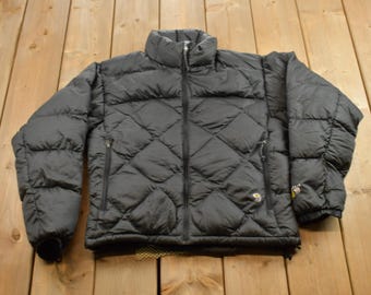 Vintage 1990s Mountain Hard Wear Quilted Puffer Jacket / Goose Down Fill / Vintage Bubble Jacket / Winter / Streetwear / 90s TNF Jacket