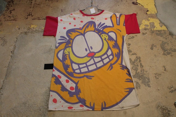 Vintage T-Shirt / Nightgown / Nightshirt /Garfield