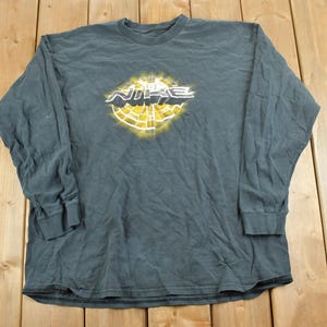Vintage 1990s Nike Graphic Long Sleeve T-Shirt / Swoosh / Nike Swoosh / Nike Vintage / Small Swoosh / Big Swoosh / Nike Check