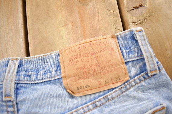 Vintage 1990s Levi's 501  Light Wash Denim Jeans … - image 10