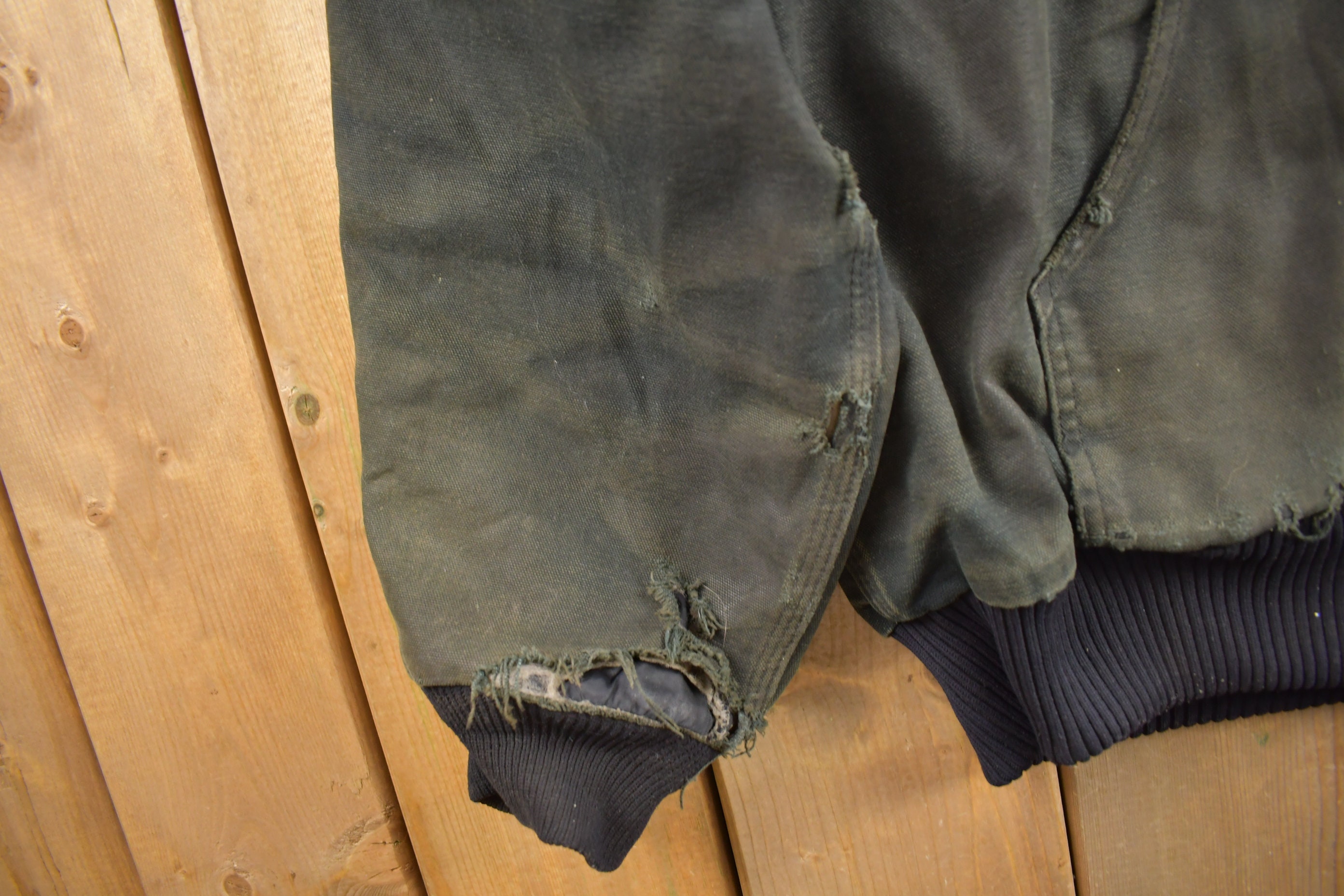 Vintage 1990s Carhartt Thrashed Active Jac Work Jacket