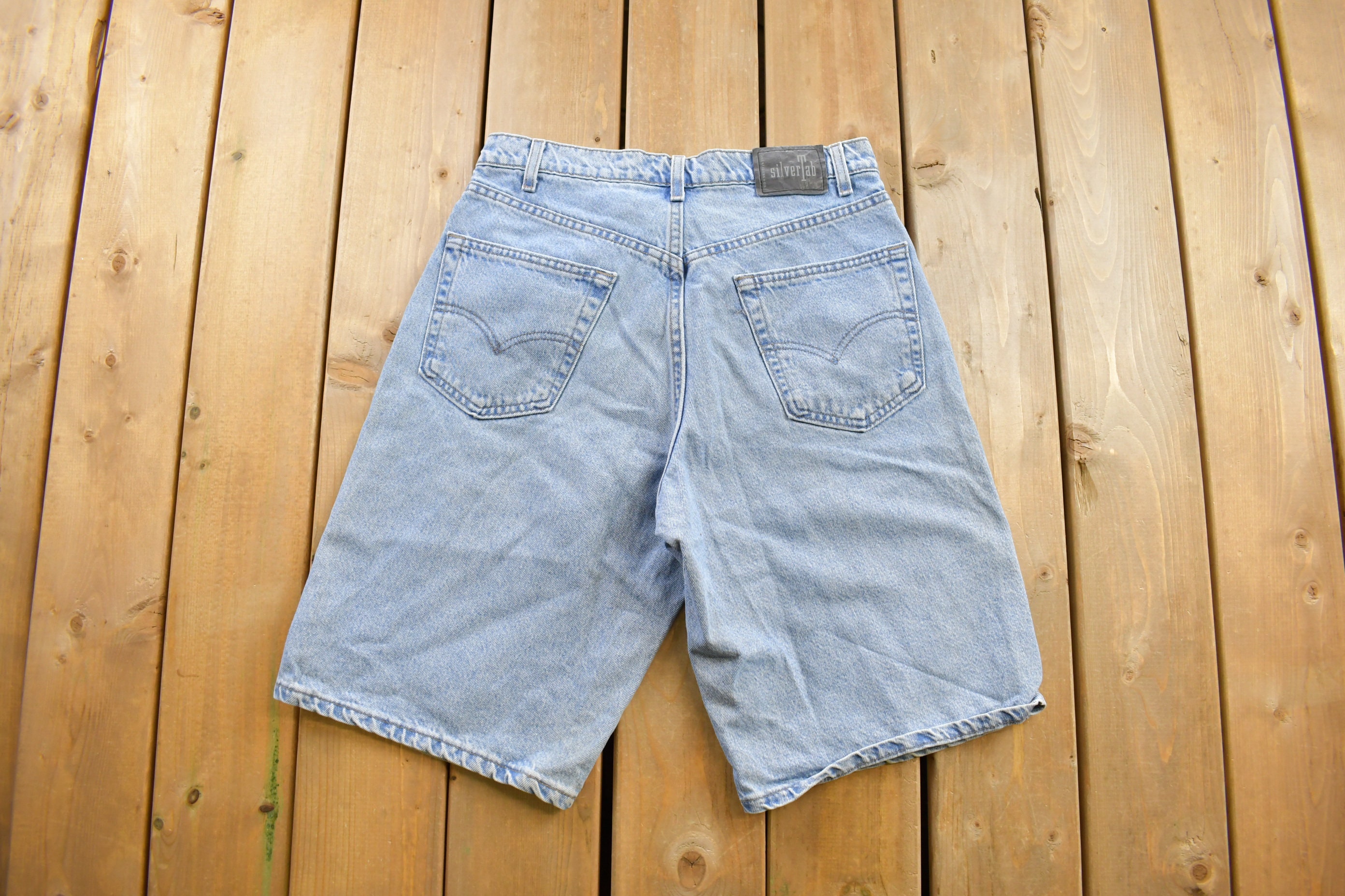 Vintage 1990s Levi's Silver Tab Baggy Jean Shorts Size 31 / 90s