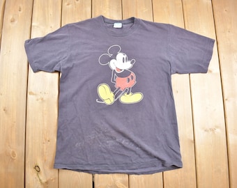 Vintage 1980's Mickey Mouse Cartoon T-Shirt / 90s Graphic Tee / Cartoon / Made In USA / 80s Clothing / 80s Mickey Mouse