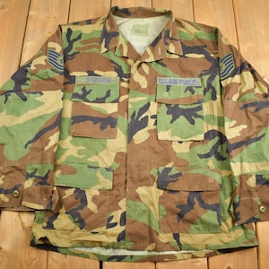 Vintage 1993 US Army Woodland Camo Military Field Jacket / US Army Green / Vintage Army / Militaria / Army Jacket / U.S. Air Force / /
