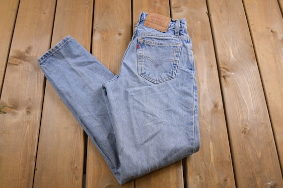 Vintage 1990s Levi's 550 Red Tab Jeans Size 26 x … - image 1